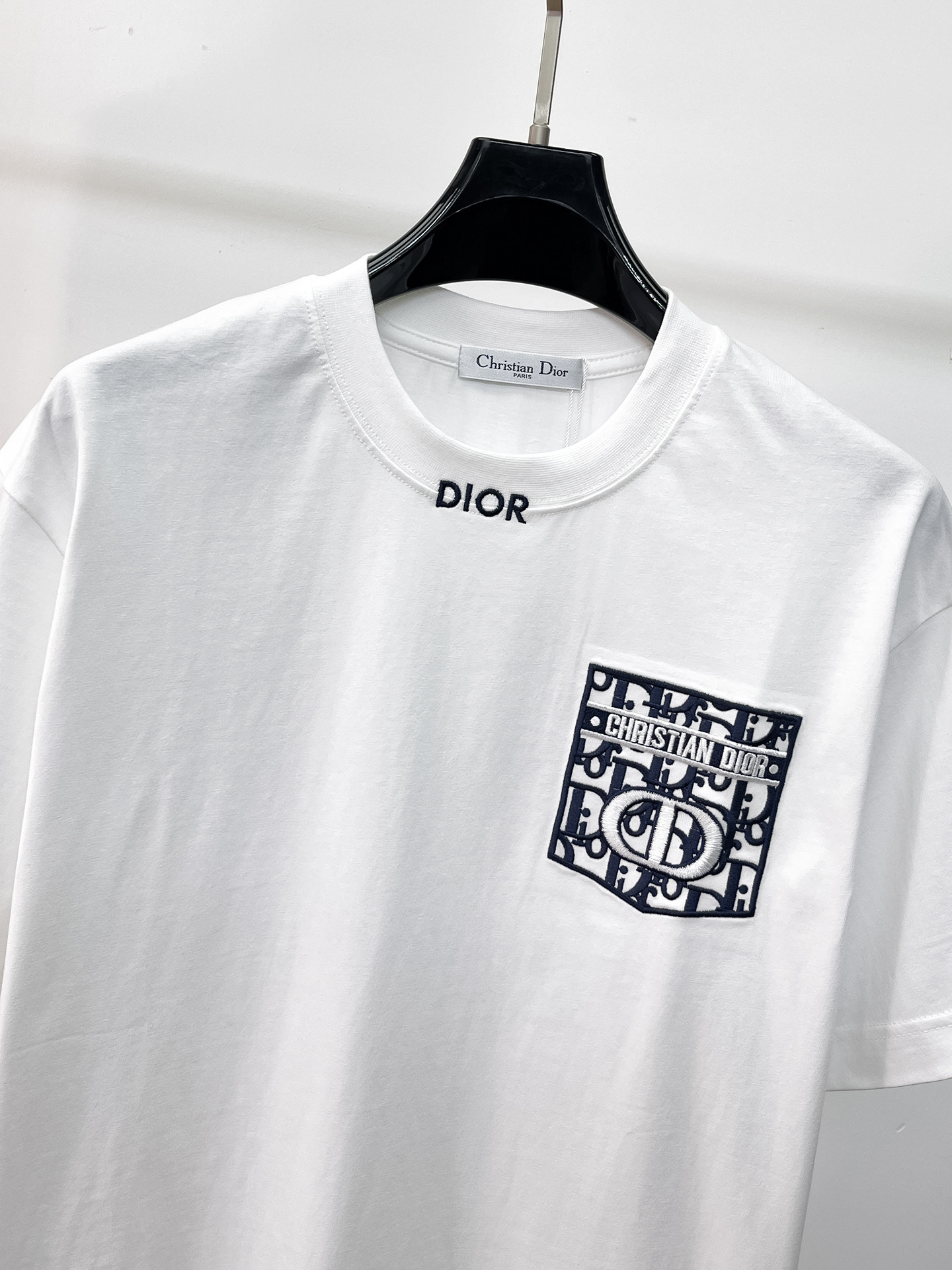 short sleeves